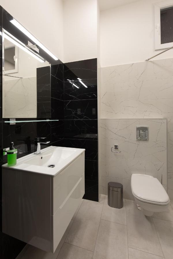 Glam Castle Apartments Budapest Luaran gambar